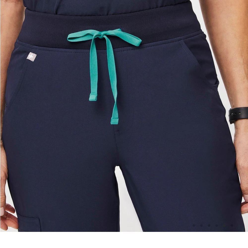 TWO PAIR Figs high wasted freex lined zamora petite jogger scrub pants